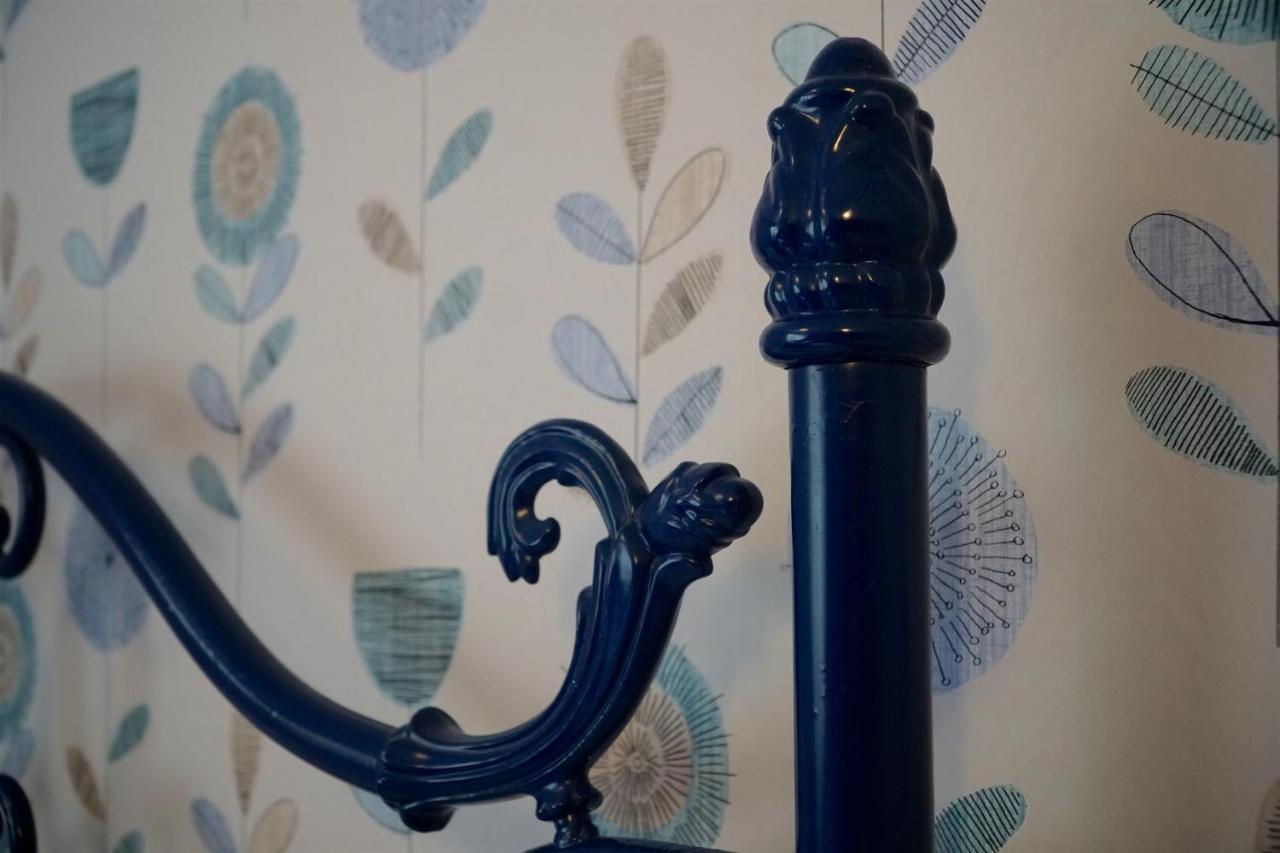 דובר Castle House Guest House מראה חיצוני תמונה